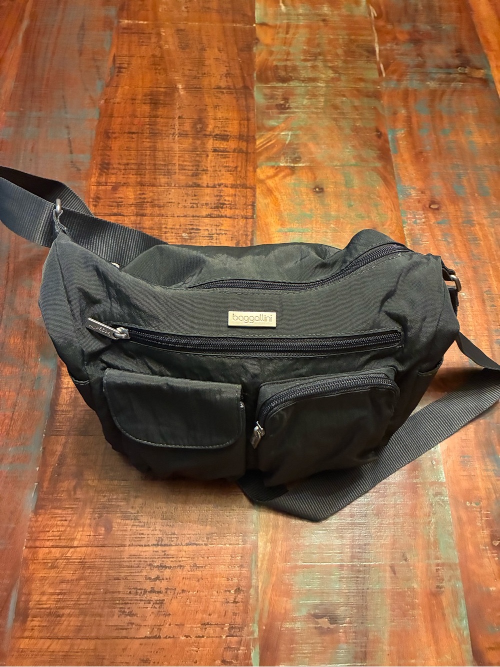 Baggallini Everyplace Crossbody PewterNylon Purse Shoulder Bag Gray